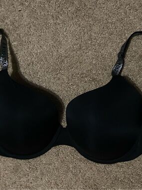 Victoria's Secret Black Smooth T-Shirt Bra